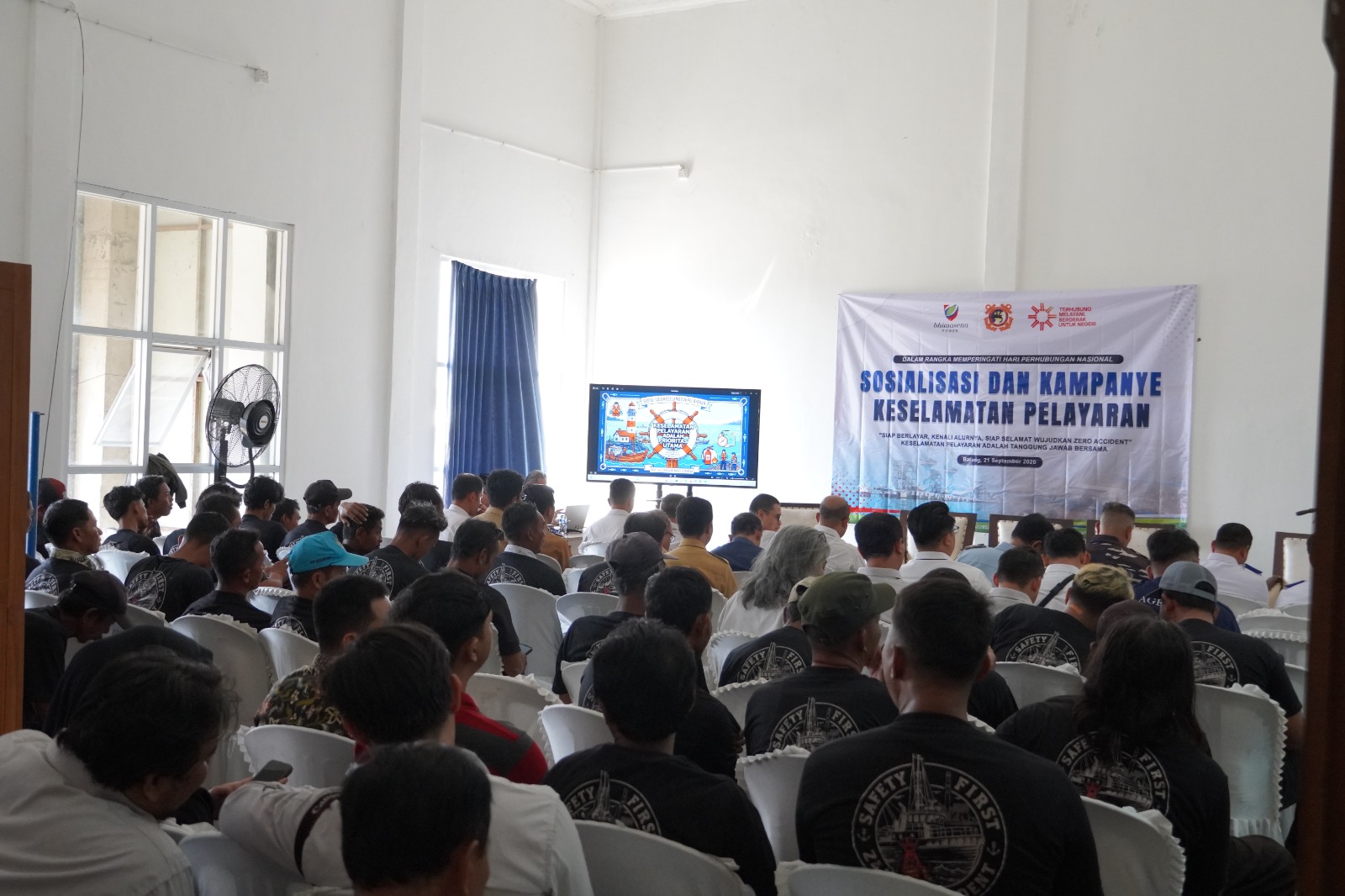 WUJUDKAN ZERO ACCIDENT, UPP KELAS III BATANG BERSAMA PT. BHIMASENA POWER INDONESIA GELAR SOSIALISASI DAN KAMPANYE KESELAMATAN PELAYARAN 